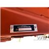 Image 5 : HESSTON 565T ROUND BALER