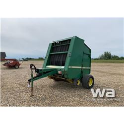 JOHN DEERE 530 ROUND BALER