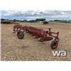 Image 4 : MASSEY FERGUSON 5 BOTTOM PLOW