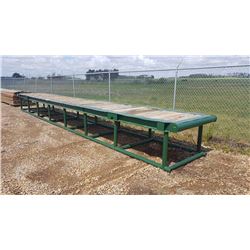 4 X 30 FT. RAISED RIG MAT