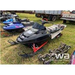 POLARIS 700 RMK SNOWMOBILE