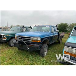 1993 FORD E-CAB FLATBED TRUCK