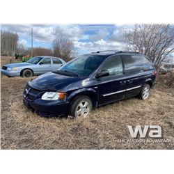 2004 DODGE CARAVAN