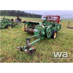 JOHN DEERE 24T SQUARE BALER