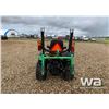 Image 4 : 2015 JOHN DEERE 1025R UTILITY TRACTOR