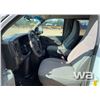 Image 6 : 2011 GMC SAVANA 14 PASSENGER VAN