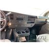 Image 8 : 2011 GMC SAVANA 14 PASSENGER VAN
