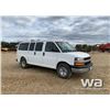 Image 2 : 2010 CHEVROLET EXPRESS 12 PASSENGER VAN