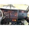 Image 9 : 2006 KENWORTH C500B TRI-DRIVE TEXAS BED