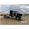Image 2 : 2015 PETERBILT 367 TRI-DRIVE HWY TRACTOR