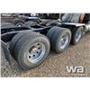 Image 17 : 2013 WESTERN STAR 4900SB TRI-DRIVE TRUCK