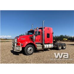 2004 KENWORTH T800B T/A TRUCK TRACTOR