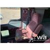 Image 7 : 2001 KENWORTH W900 T/A TRUCK TRACTOR