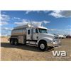 Image 2 : 2007 FREIGHTLINER CONVENTIONAL T/A TANK TRUCK