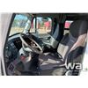 Image 5 : 2007 FREIGHTLINER CONVENTIONAL T/A TANK TRUCK