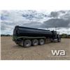 Image 3 : 2007 FREIGHTLINER FLD11264ST TRIDEM WATER TRUCK