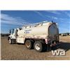 Image 4 : 2003 IHC 7600 T/A WATER TRUCK