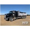 Image 1 : 2009 KENWORTH T800 TRI DRIVE DUMP TRUCK