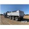 Image 4 : 2009 KENWORTH T800 TRI DRIVE DUMP TRUCK