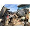 Image 12 : 2000 IHC 2574 T/A GRAVEL TRUCK