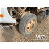 Image 15 : 2000 IHC 2574 T/A GRAVEL TRUCK