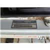 Image 5 : 2000 IHC 2574 T/A GRAVEL TRUCK