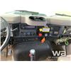 Image 8 : 2000 IHC 2574 T/A GRAVEL TRUCK