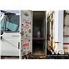 Image 20 : 2002 IHC 4300 S/A GARBAGE TRUCK