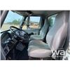 Image 6 : 2002 IHC 4300 S/A GARBAGE TRUCK