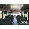 Image 10 : 2003 FORD E450 21 PASSENGER CUTAWAY VAN