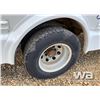 Image 14 : 2003 FORD E450 21 PASSENGER CUTAWAY VAN
