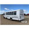 Image 4 : 2003 FORD E450 21 PASSENGER CUTAWAY VAN