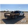 Image 3 : 2013 GMC 3500HD CREW CAB FLATDECK TRUCK