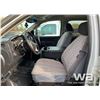Image 6 : 2013 GMC 3500HD CREW CAB FLATDECK TRUCK