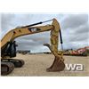 Image 20 : 2015 CATERPILLAR 326FL EXCAVATOR