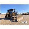 Image 2 : 1998 CATERPILLAR D6R CRAWLER TRACTOR