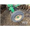 Image 6 : JOHN DEERE 650 32 FT. TANDEM DISC