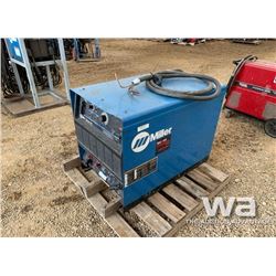 MILLER 452 WELDER