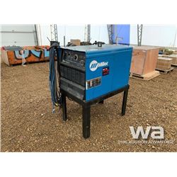 MILLER DIMENSION 452 WELDER