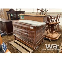 WOOD DININGROOM SET