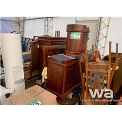 QUEEN BEDROOM SET