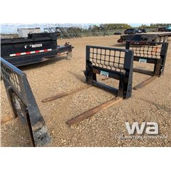 SKID STEER PALLET FORKS
