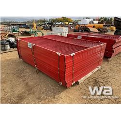 SET OF CONSTRUCTION FENCE