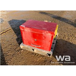 BEACH TOOL BOX & SHOP SUPPLIES
