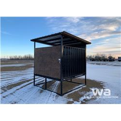 HORSE FEEDER