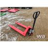 Image 4 : RED PALLET JACK