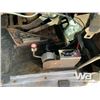 Image 15 : 1988 WESTERN STAR T/A GRAIN TRUCK