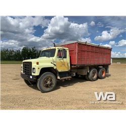 1980 INTERNATIONAL S SERIES T/A GRAIN TRUCK