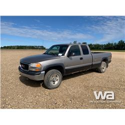 2000 GMC SIERRA 2500 E-CAB PICKUP