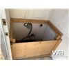 Image 6 : PORTABLE OUTHOUSE